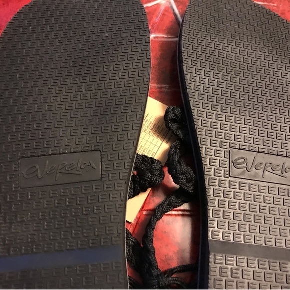 NWT Everelex Hand Woven Sandles - Picture 7 of 9